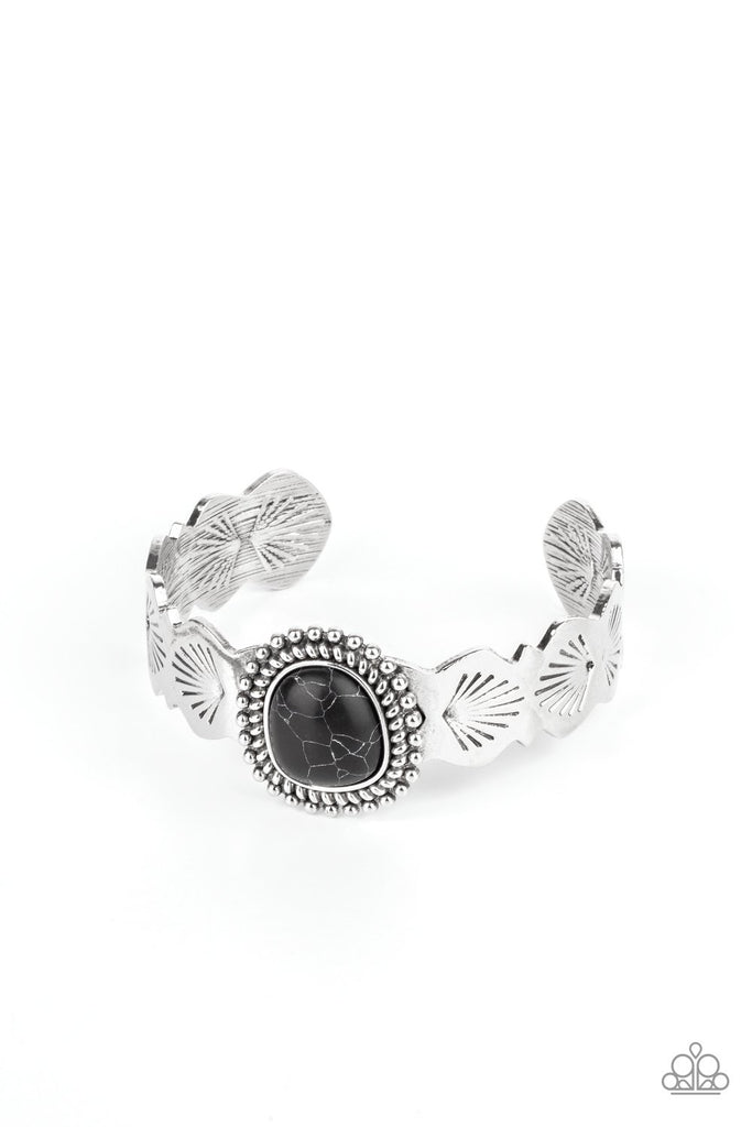 Paparazzi black cuff deals bracelet