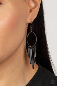 Mood Swing Black Earrings